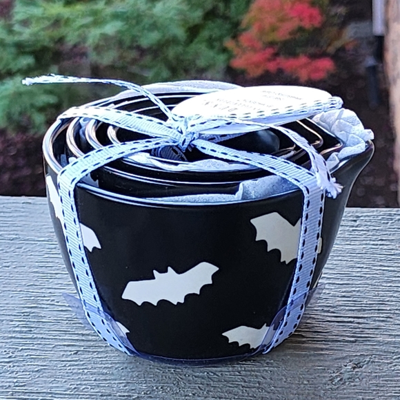 NWT Rae Dunn Bat Measuring Cups Halloween Kitchen Decor - Picture 2 of 5